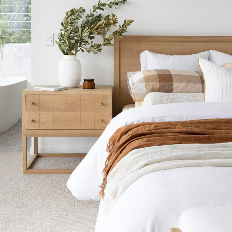 Clover American Oak Bed - Queen - 1.65m